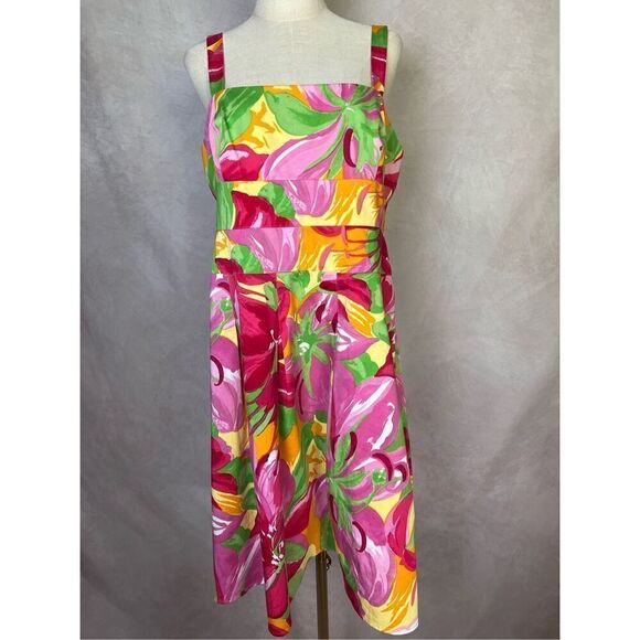 Floral Plus Size Dress - Super Cute - Picture 1 of 5